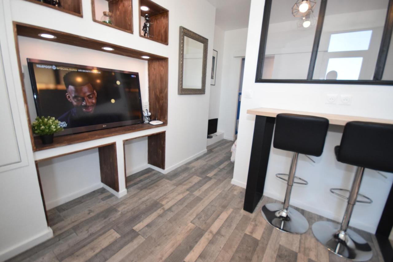 Design Appart - Hyper Centre - Tram - Free Wifi - Lerelaisdodile21 Valenciennes Buitenkant foto